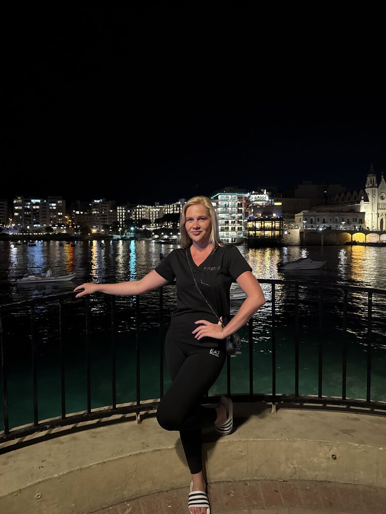  54598544  Marina, 36 ,    