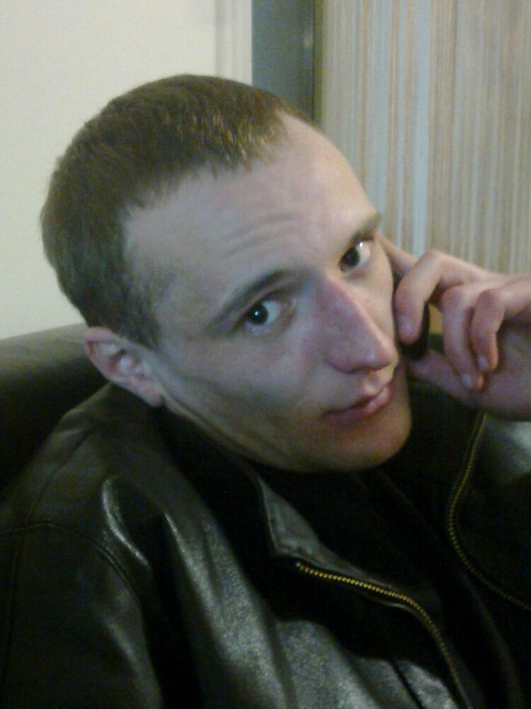  11512874  Vadim, 37 ,    