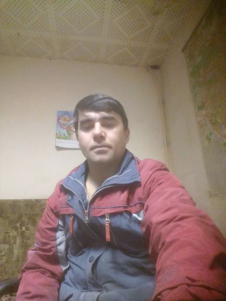  ,   Ilhom, 40 ,   c 