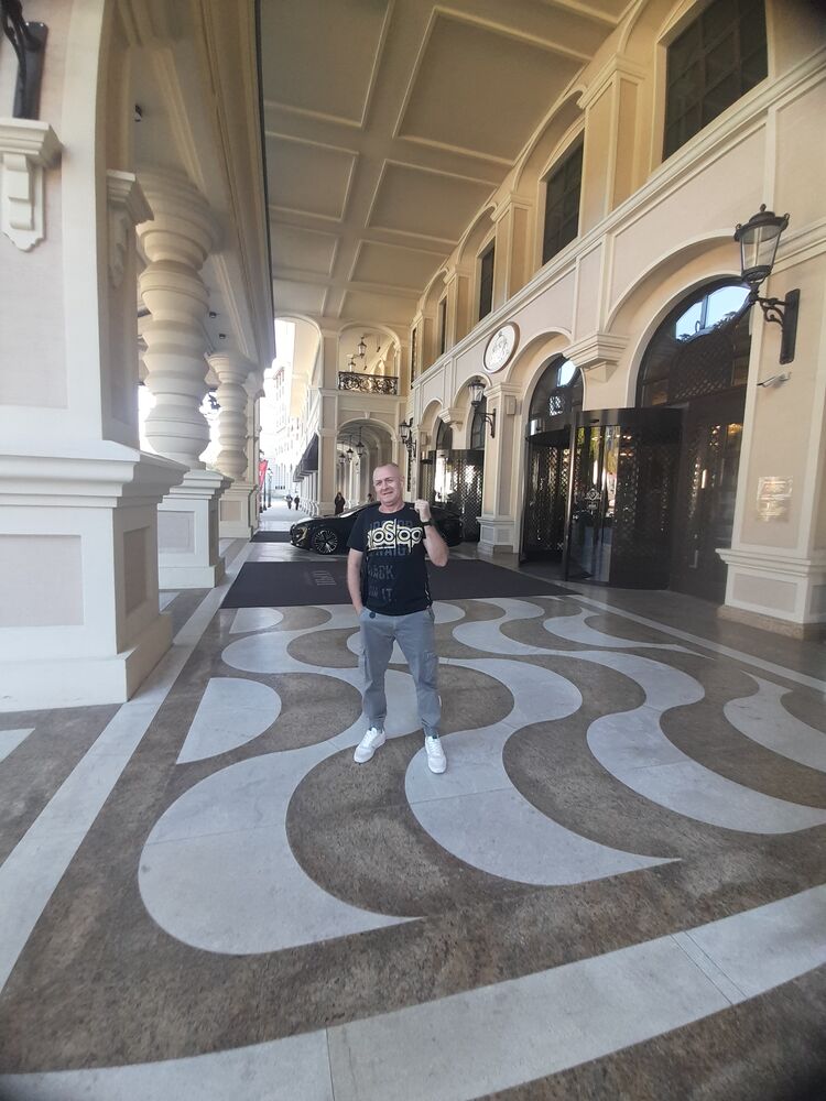  54713954  , 48 ,    --