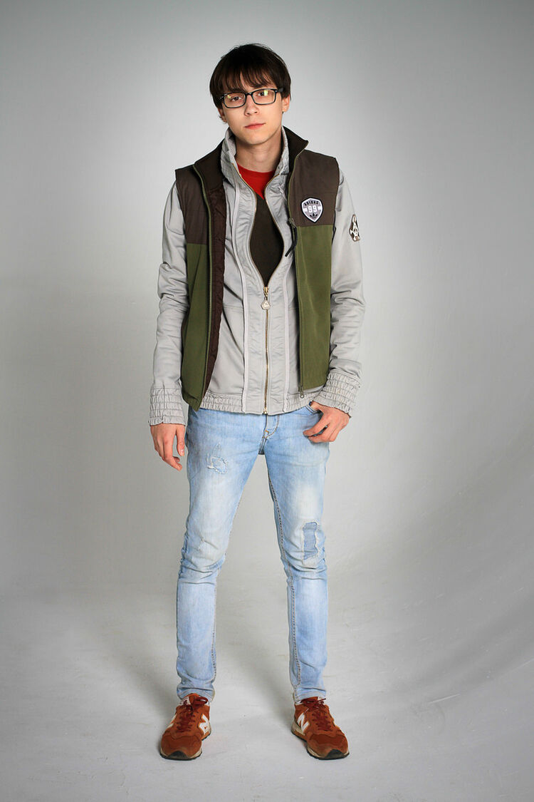 8131744  Mazim, 32 ,    