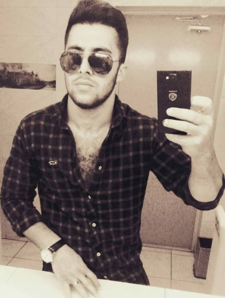  -,   Ali, 31 ,   ,   , c 
