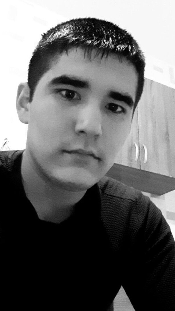  18791084  Jamshid, 26 ,    