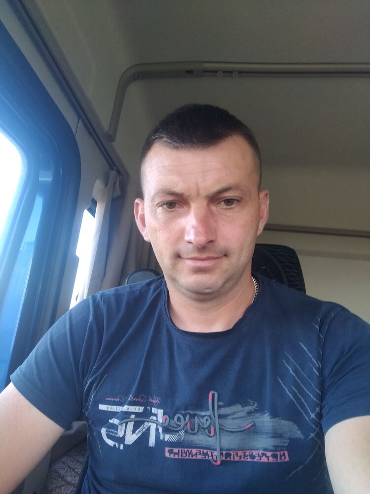  35179044  , 35 ,    