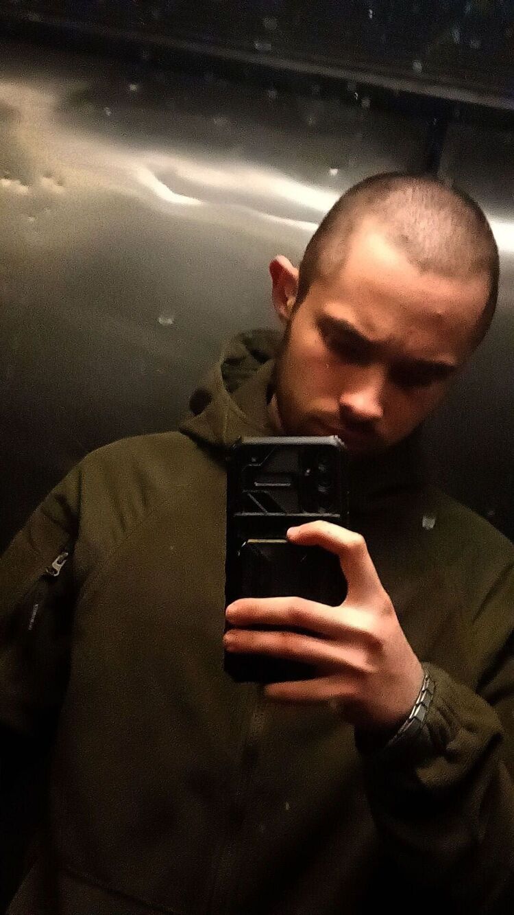  ,   Edgar, 20 ,   ,   