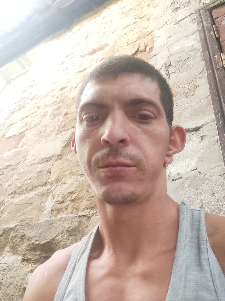  45054084  , 32 ,    --