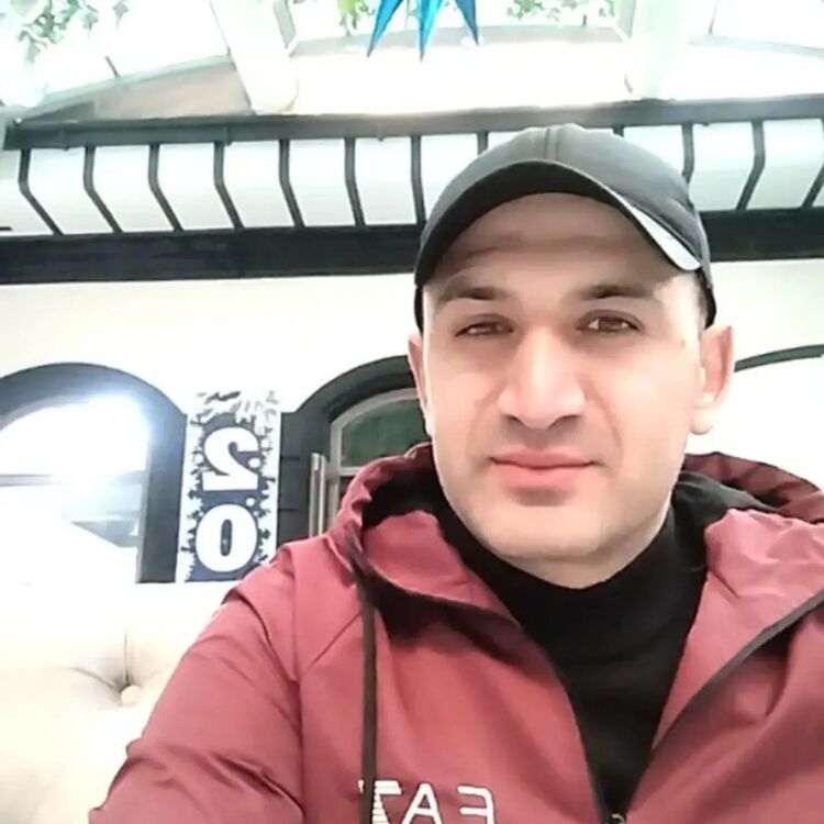  53423464  Zarif, 40 ,    