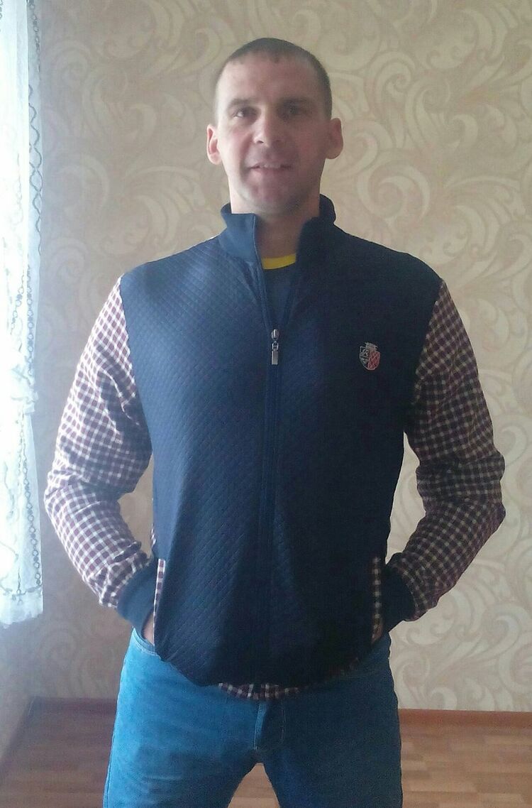  7337644  Evgenyi, 40 ,     