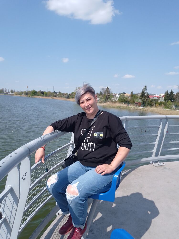  ,   Oksana, 40 ,   c , 