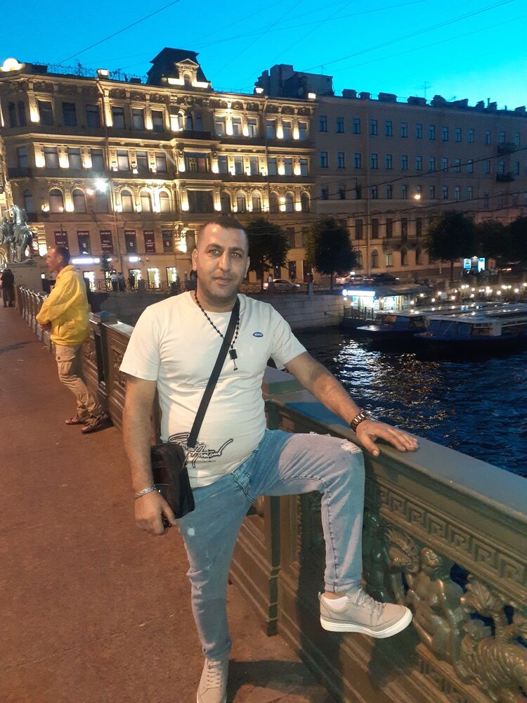  -,   Wissam, 45 ,   ,   