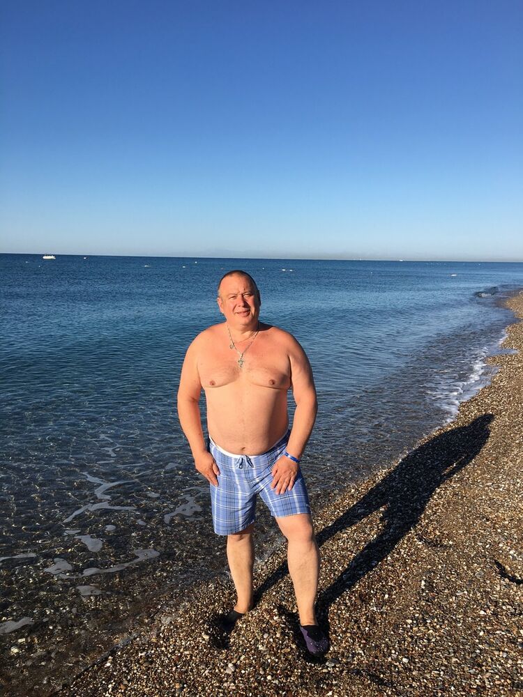  ,   Nekto, 62 ,   
