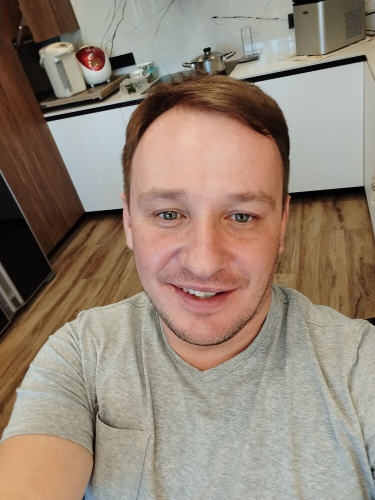  42906944  , 37 ,    