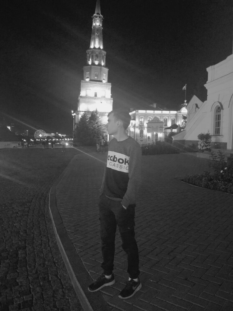  18282644  Sergey, 27 ,    