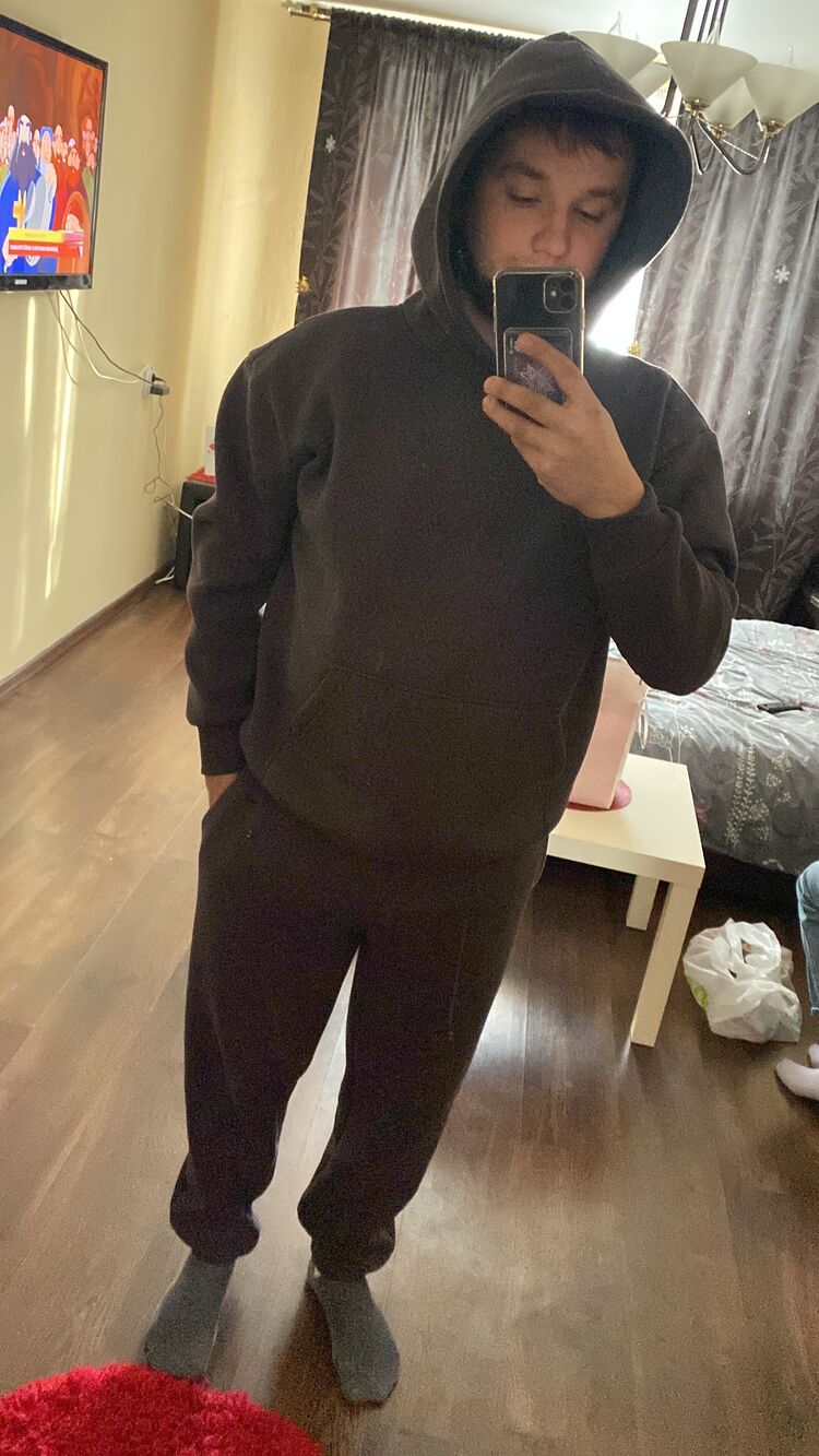  32592774  , 27 ,    