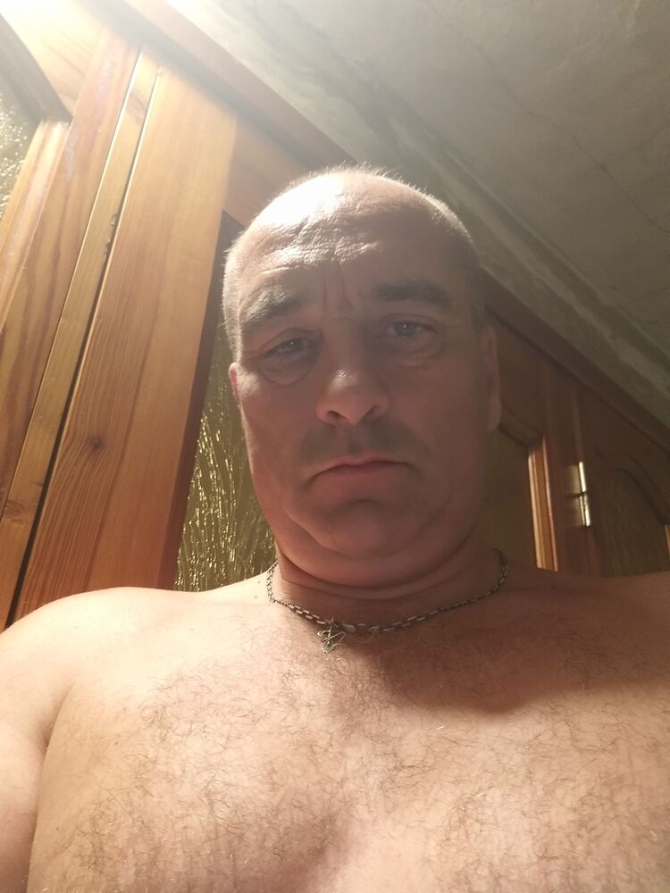  24538024  , 54 ,    
