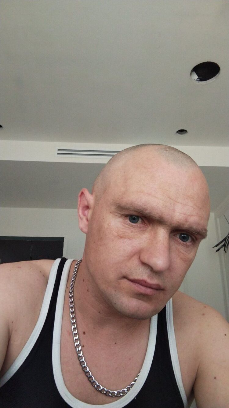  52360784  , 40 ,    