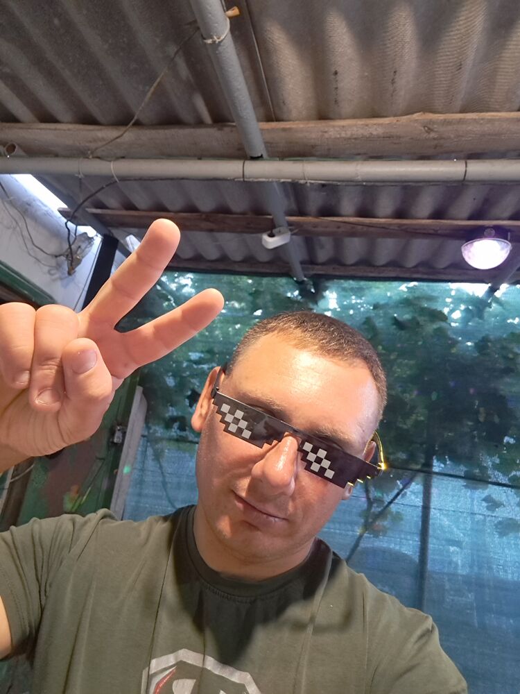  44852324  , 38 ,    