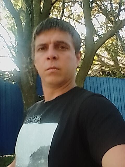  40165334  Ihgjfgjgg, 26 ,    
