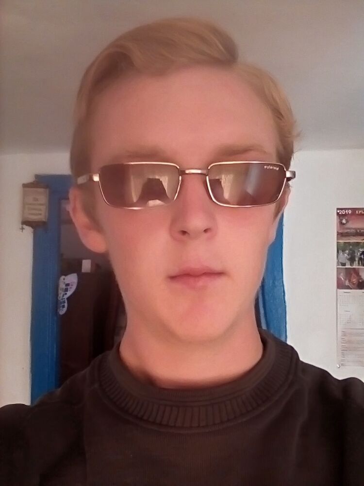  42128174  , 24 ,    