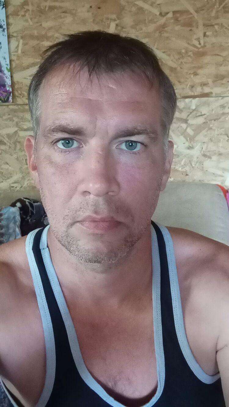  49548584  , 40 ,     
