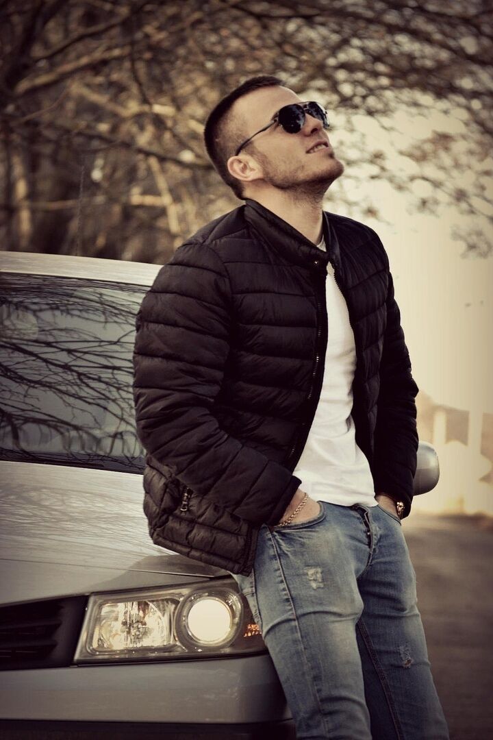  36691834  , 31 ,    