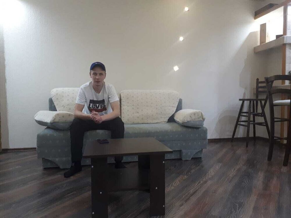  21873744  , 33 ,    
