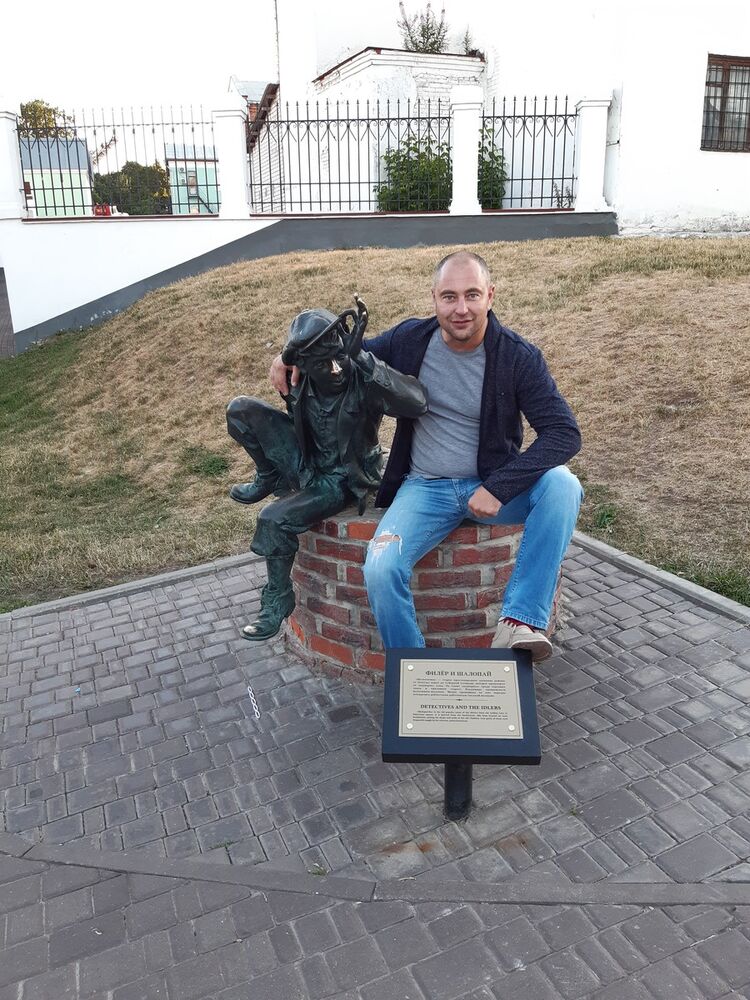 ,   Anton, 45 ,   ,   , c 