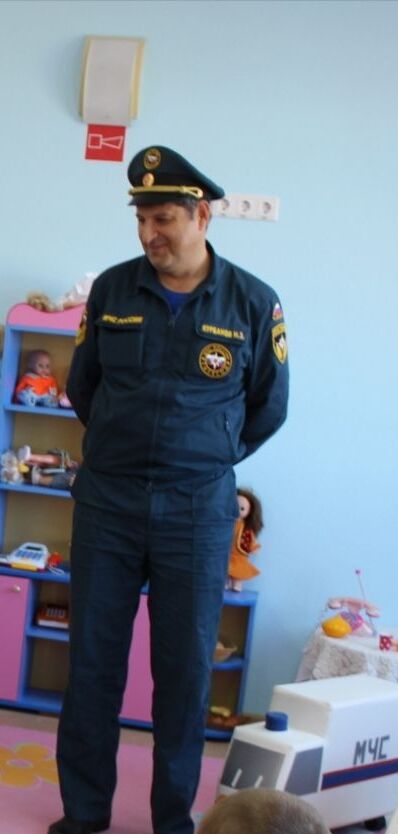  53048184  , 38 ,    