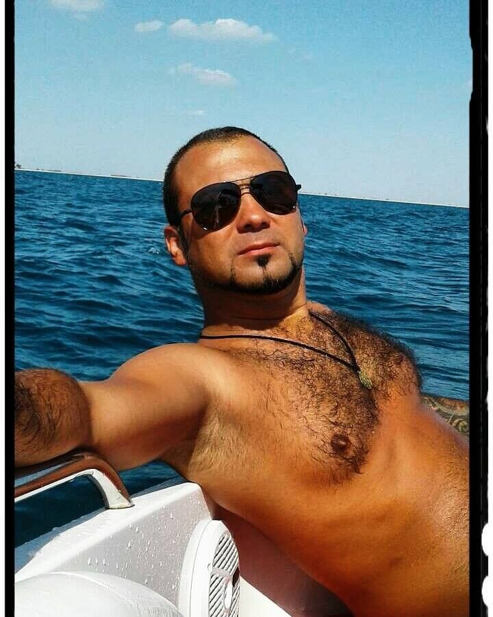  15734454  Vasile, 55 ,    