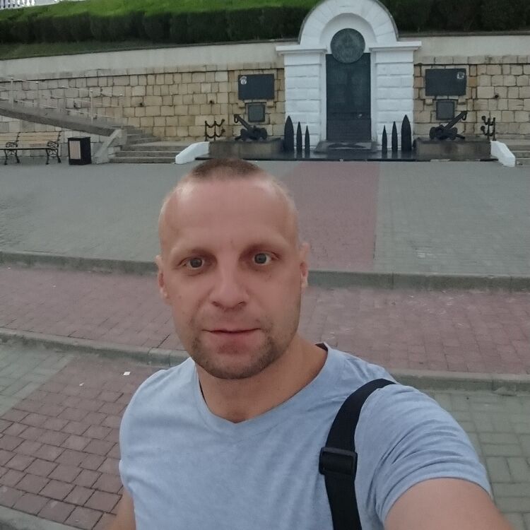  -,   , 40 ,  