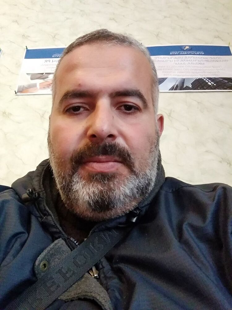  ,   Arayik, 44 ,     , c 