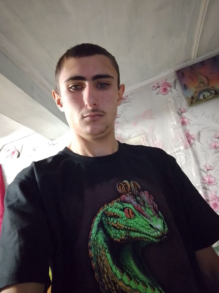  48664974  , 20 ,    