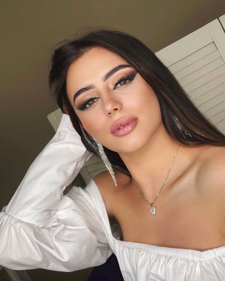  37397254  , 22 ,    -