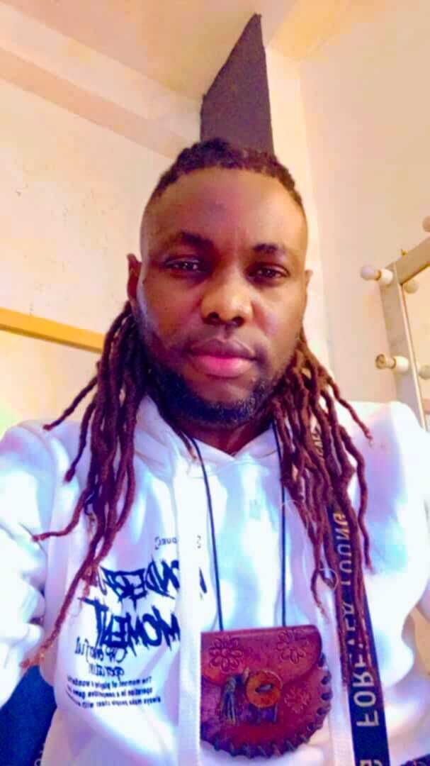  54626634  Guyllite, 35 ,    