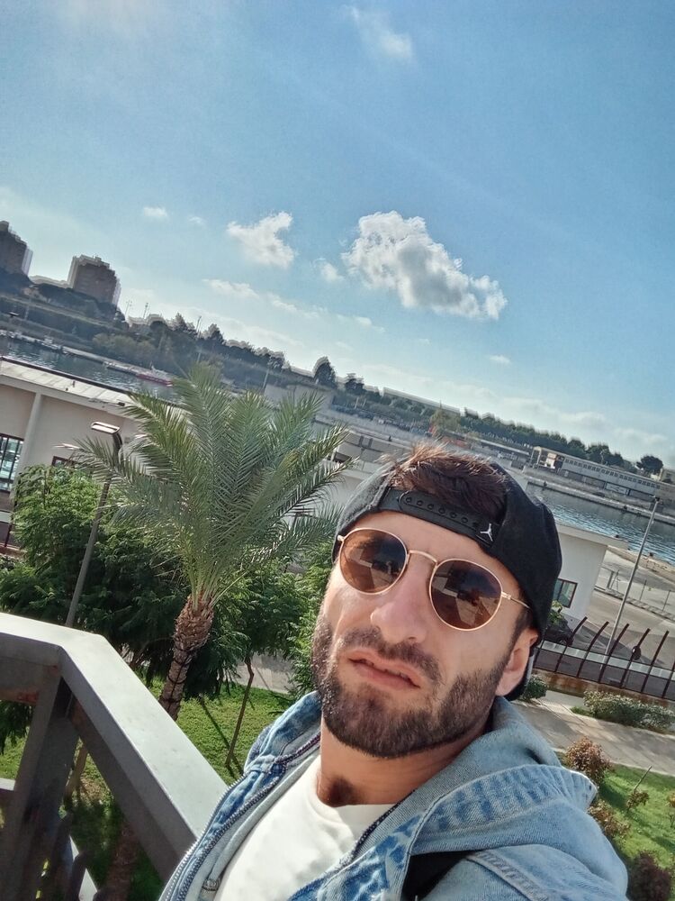  48354494  Beqa, 31 ,    Frankfurt Am Main