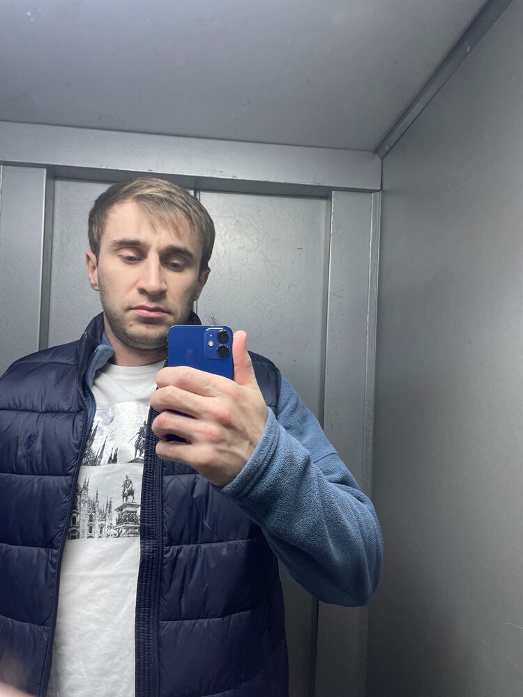  53985894  Azamat, 30 ,    