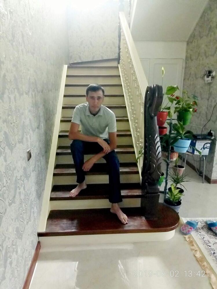  ,   Avazbek, 40 ,   ,   