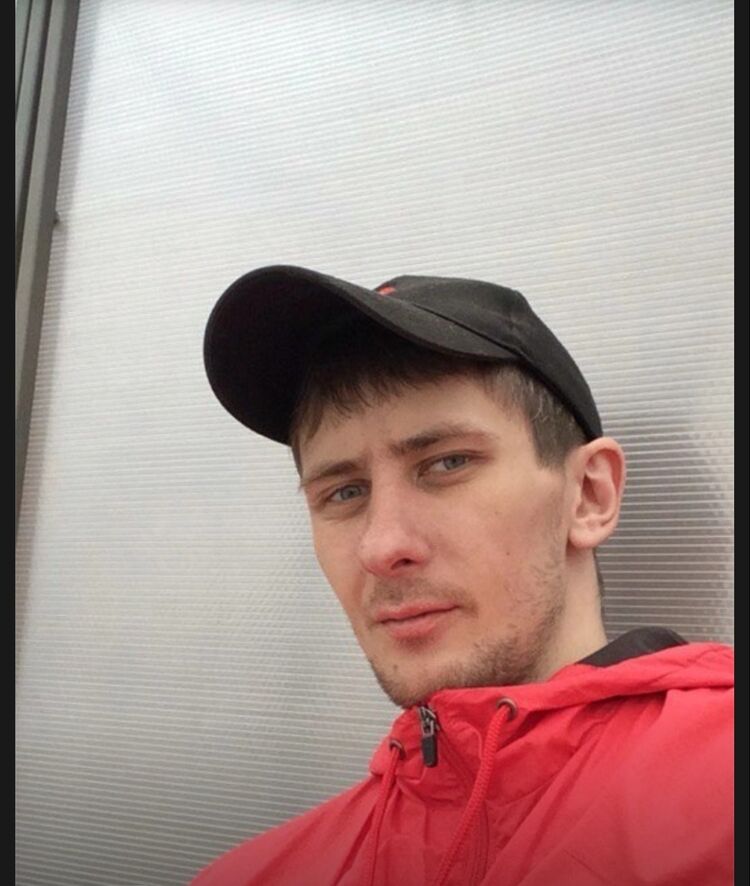 ,   Dominantax, 33 ,   ,   , c 