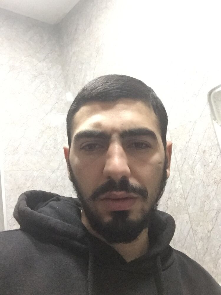  38626734  Dimitri, 24 ,    