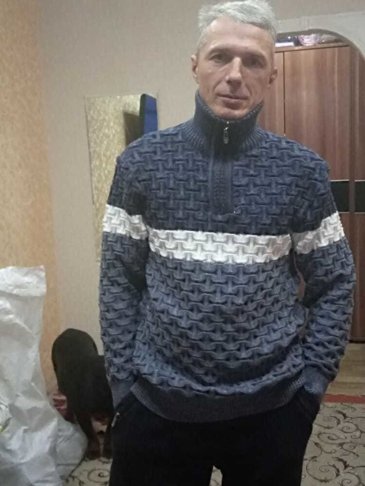  18991174  Drynj, 51 ,    