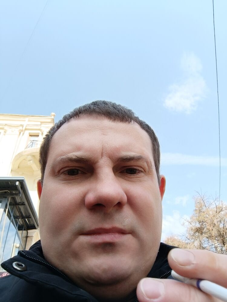  42523604  , 37 ,    