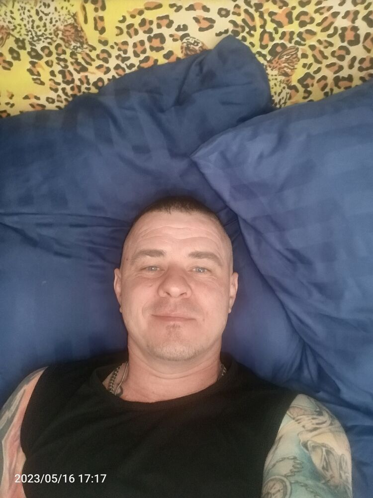  35391004  Igor Ray, 38 ,    