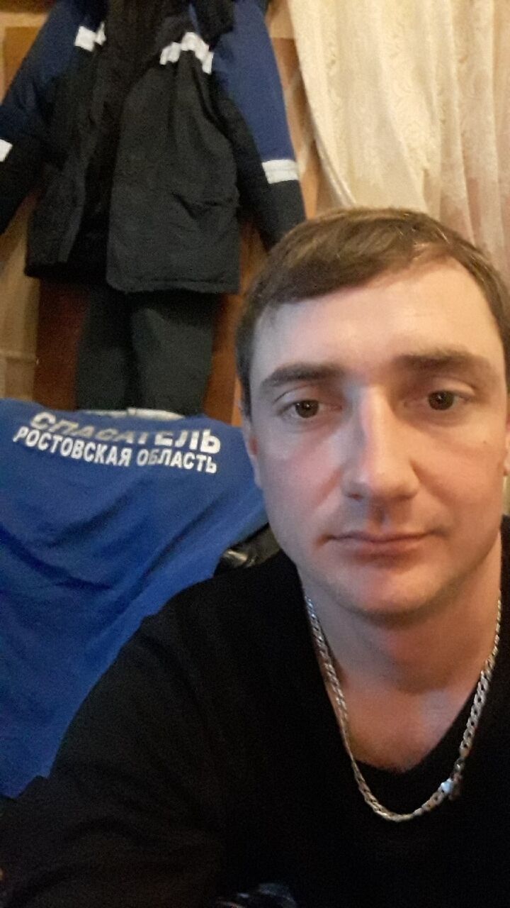  25843214  , 37 ,    