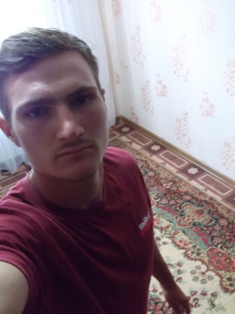  9876454  , 28 ,    
