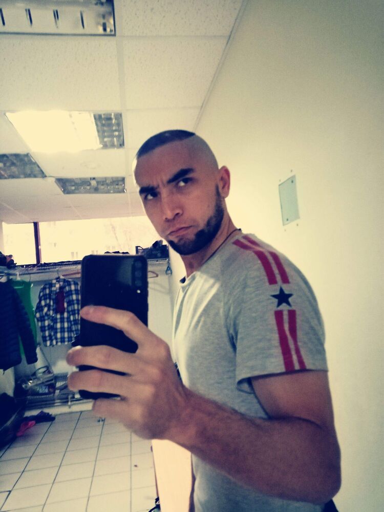  51851834  , 33 ,     