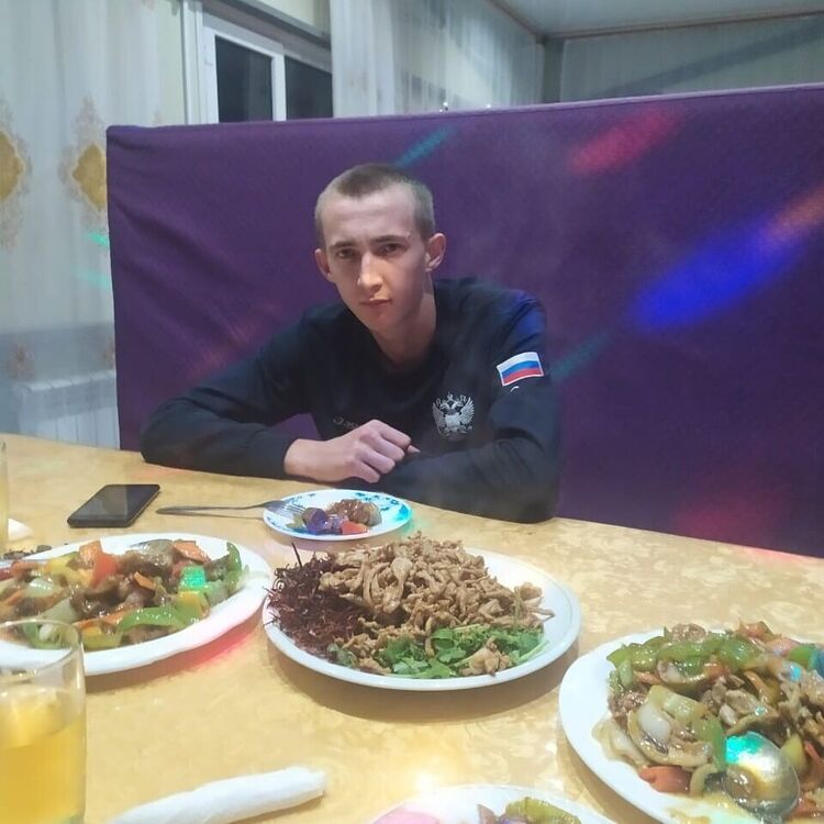  19989534  Egor, 28 ,    