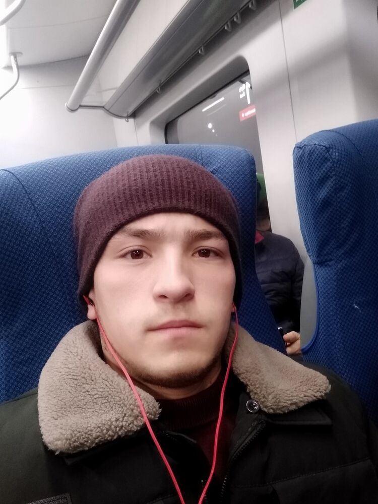  18541374  Ruslan, 28 ,    