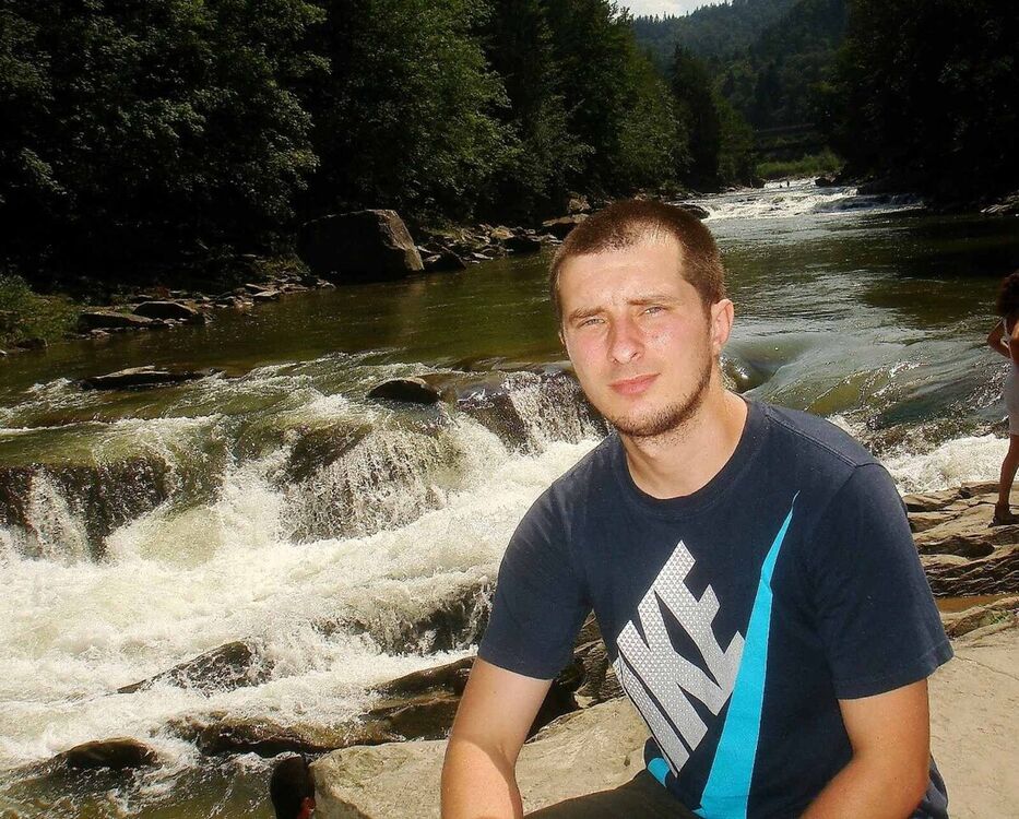  21287184  Vitalik, 38 ,    Horrweiler