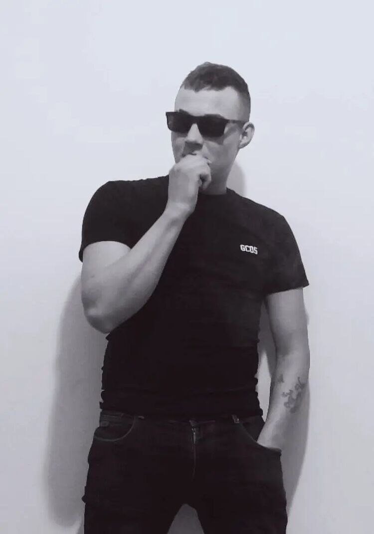  48306864  Sergey, 34 ,    