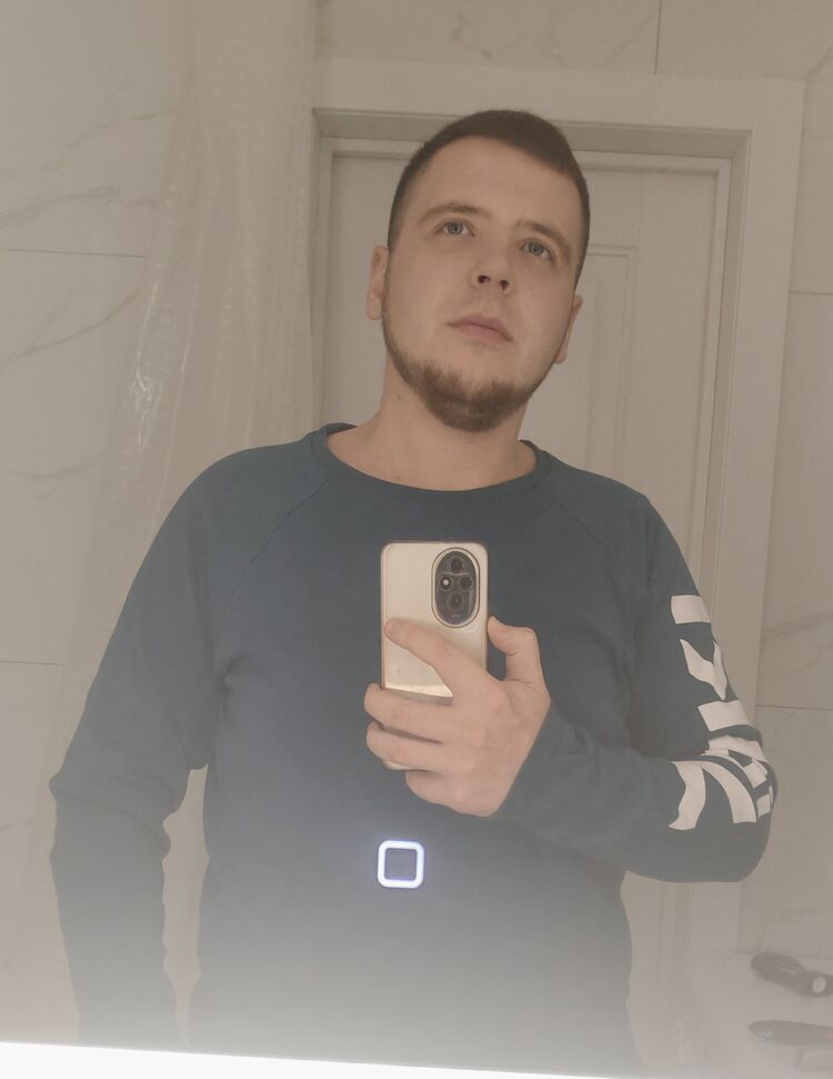 ���� 56110024 ������� Maxim, 29 ���, ���� ���������� � ����-���